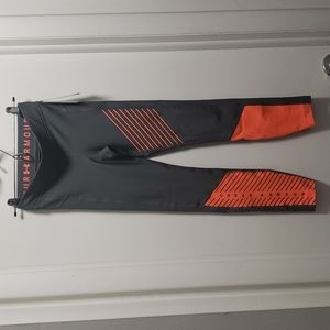NWT Under Armour Heat Gear compression leggings